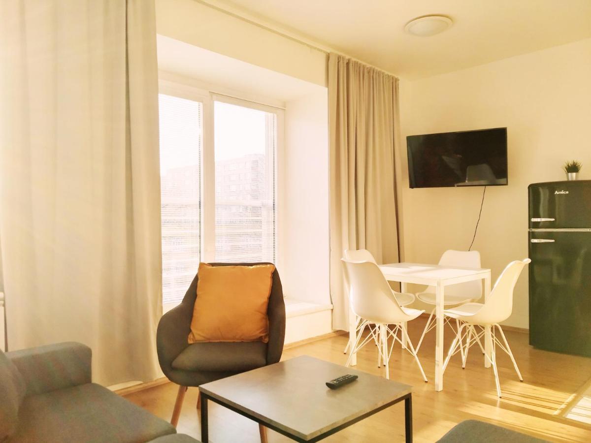 Yellow Apartment Οστράβα Εξωτερικό φωτογραφία